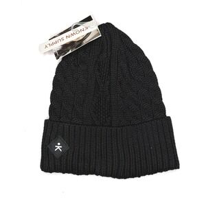 Known Supply Everest Beanie - Black NWT